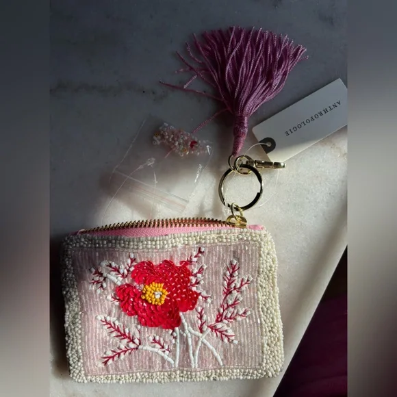 Anthropologie Fiona Beaded Bag Coin Card Charm Rose NWT Pink White - Picture 1 of 4
